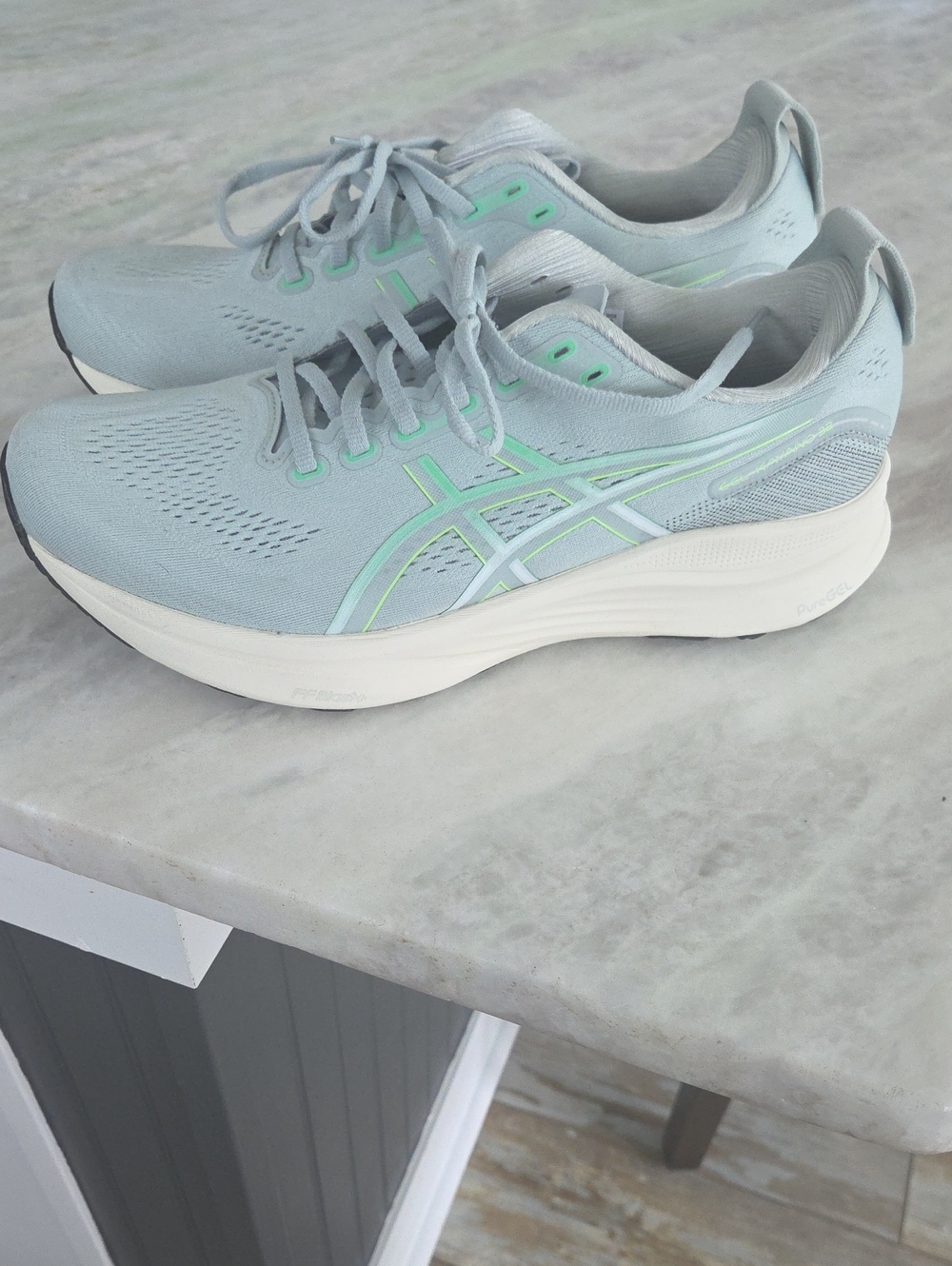 ASICS GEL KAYANO 32 Light Blue Running Sneakers with Mint Accents